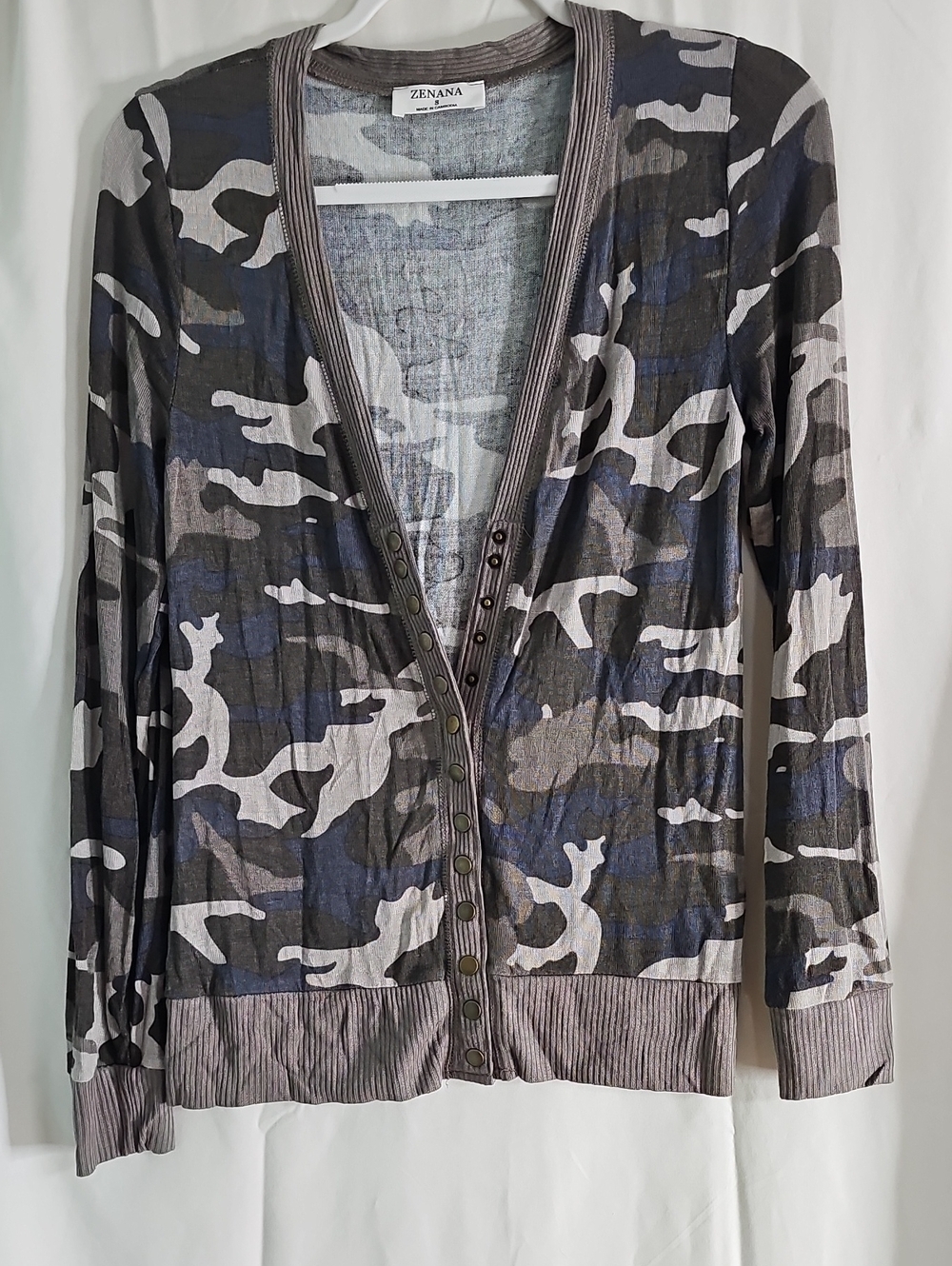 Zenana Outfitters Gray & Blue Camouflage Cardigan